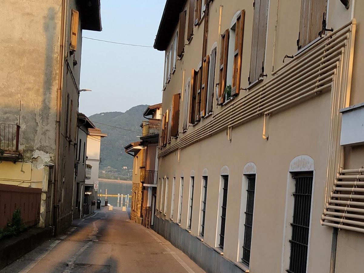 Casa Clusane D'Iseo 2 Passi Dal Lago Εξωτερικό φωτογραφία